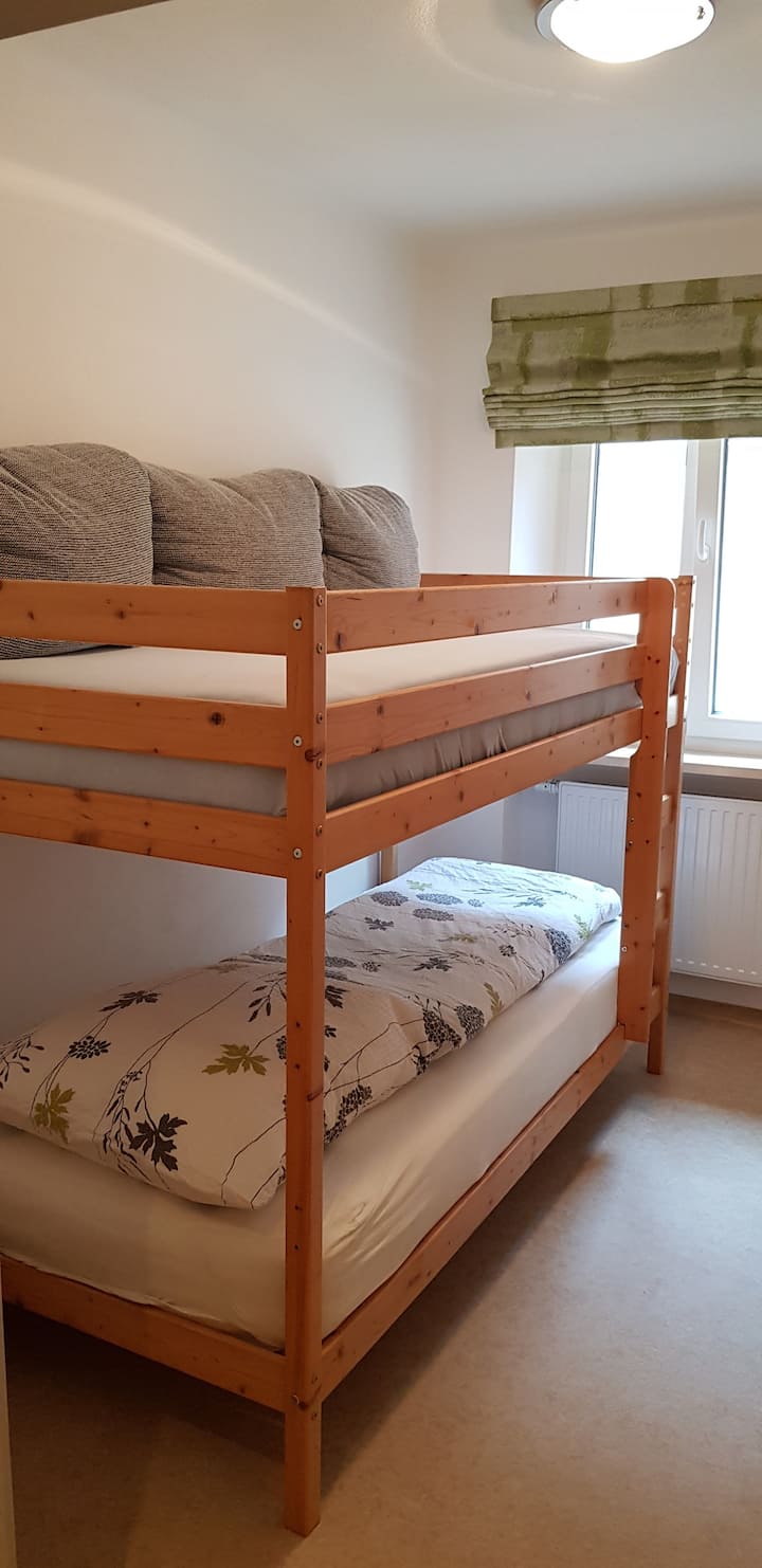 Je Bett 100 x 200 cm