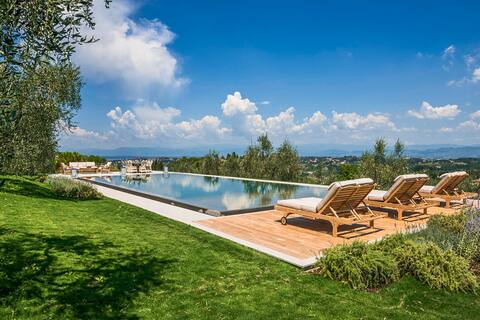 Villa Miniato By MMega