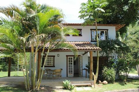 House  3 suites 10min from the beach
