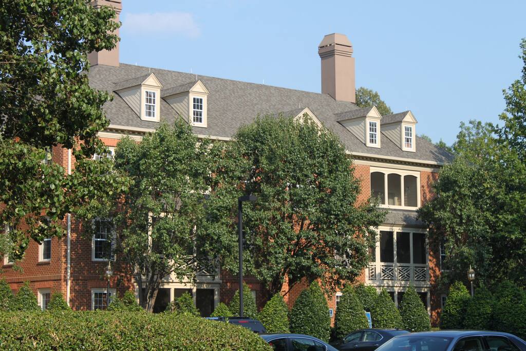 Beautiful Manor Club