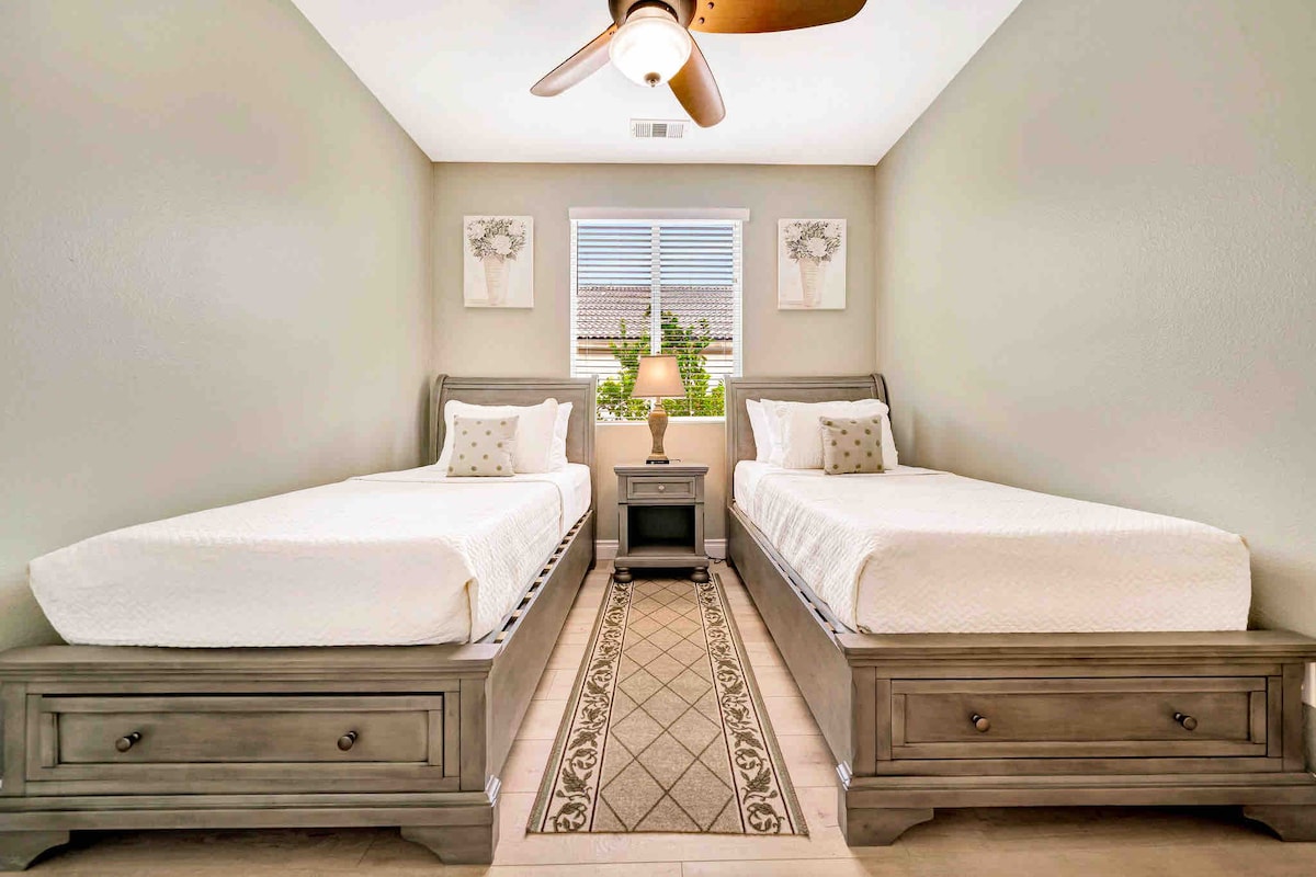 Spavaća soba #3 / dva kreveta za jednu osobu