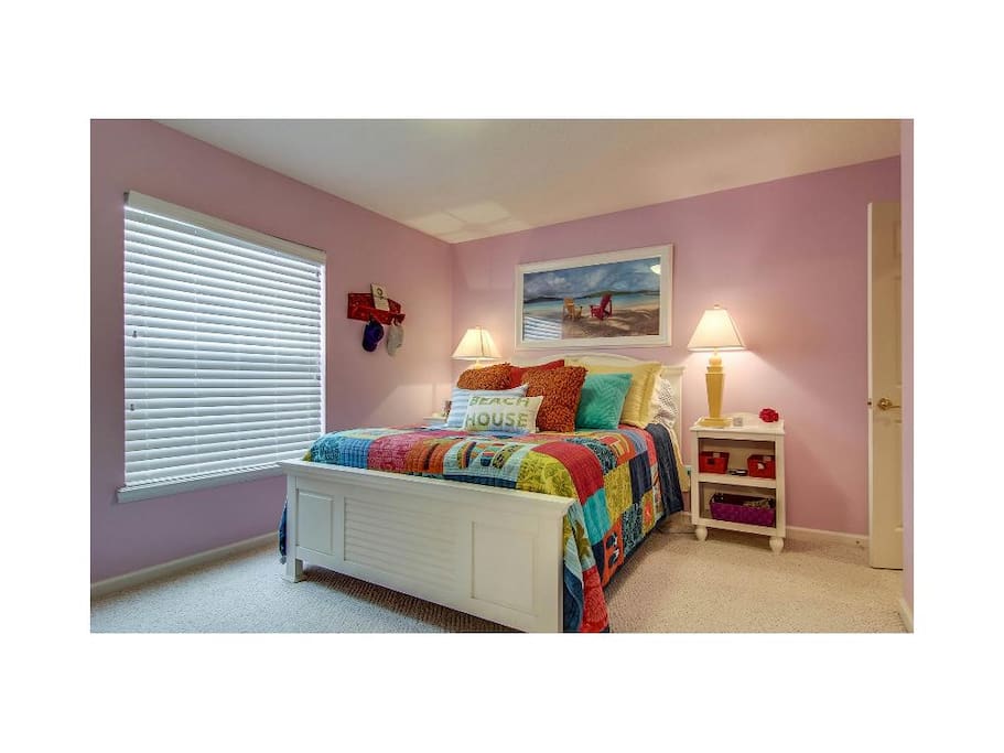 Guest Bedroom with Queen Bed
