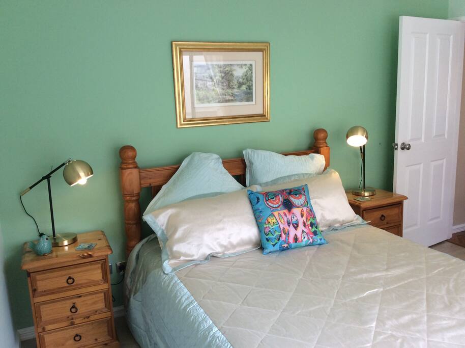 Handy bedside reading lights