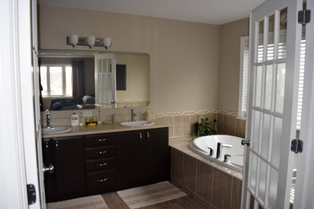 Ensuite
