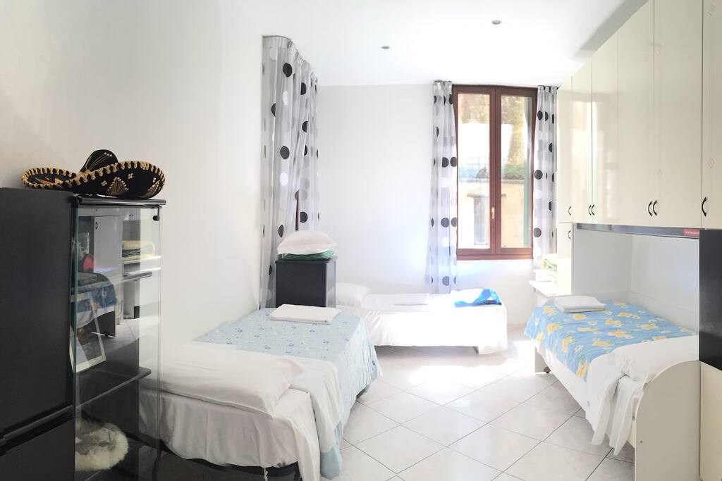 Triple with 3 Single Beds
