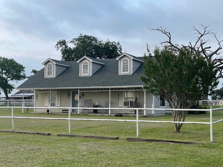 Aubrey Vacation Rentals & Homes Texas, United States Airbnb