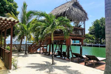 Dolce Cabana spacious 1BR waterfront with pool