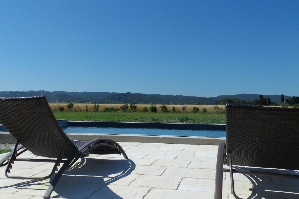 Terrace + Pool + Alpilles mountains