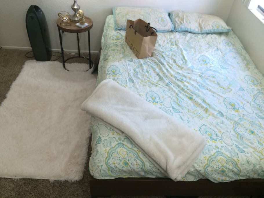 Full Ikea Mattress is a dream to sleep on