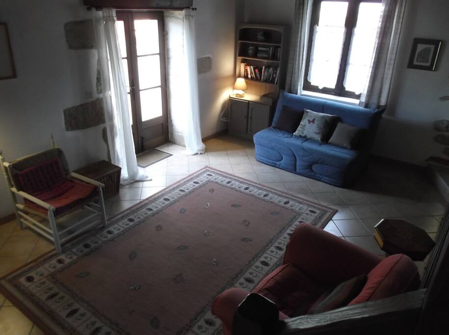 spacious lounge area