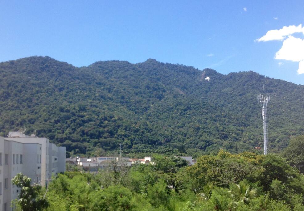 Vista da janela da cozinha e quarto: Parque Estadual da Pedra Branca