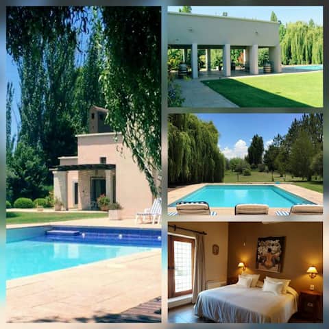 Luxurious and spacious house with views of the Cordillera!