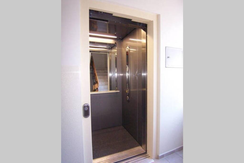 elevator