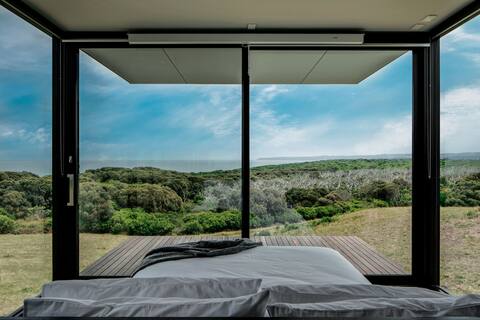 Sky Pod 1 - Luxury Off-Grid Eco Accommodation