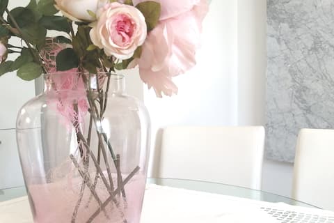 Cosy and romantic apartment near the seafront