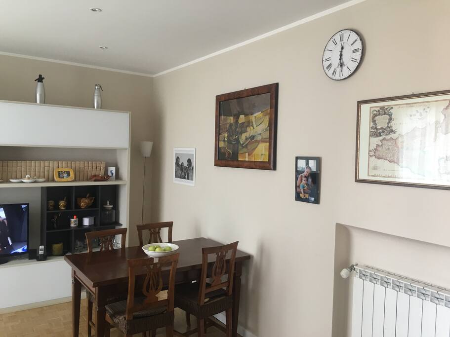 Tavolo del soggiorno