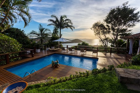 João Fernandes Búzios Eco Vila Beija Flor Paradise