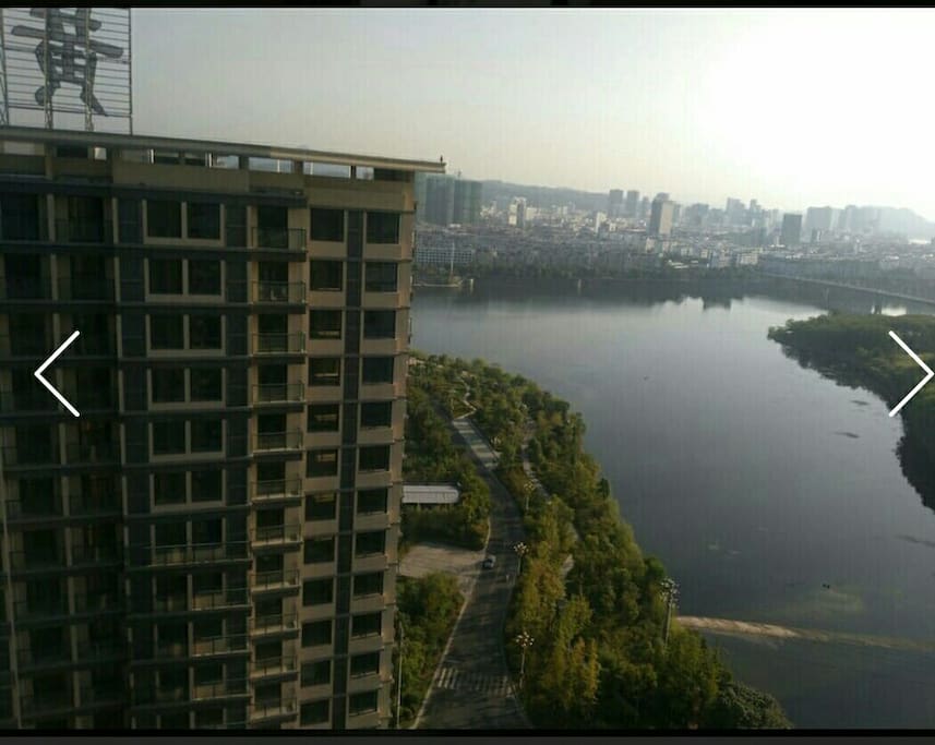 俯视佩琅河