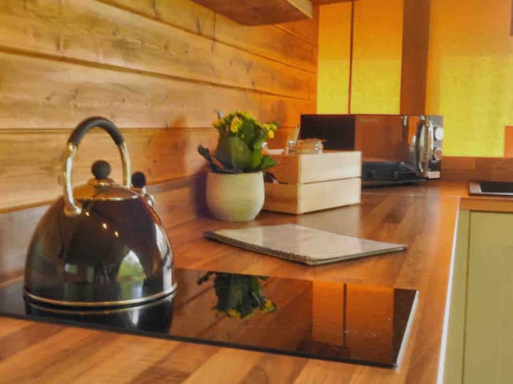 Foxes Den | Dog-friendly Safari Tent, Harrogate - Harrogate