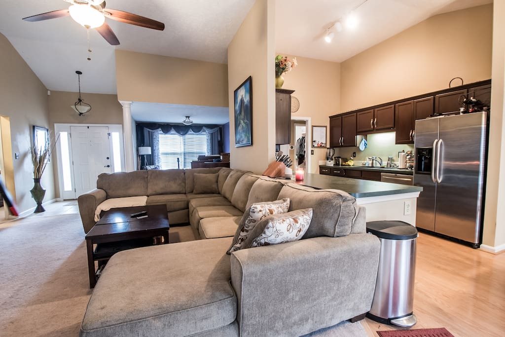 Open Concept Kitchen into Great Room - Roomy Couch seats 7-8, sleeps 3