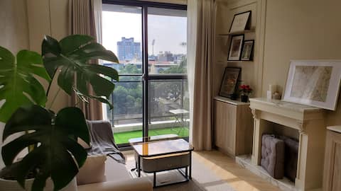Parisien Parisian [Monthly Rental Apartment] Business trip, family visit, travel. Please sign the "R