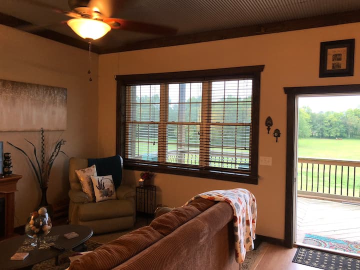 Farm stay in Elizabethtown · ★4.96 · 1 bedroom · 1 bed · 1 shared bath