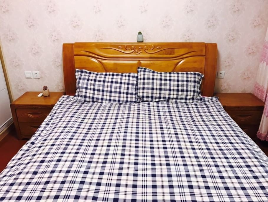 1.8m Double Bed ;IKEA Bedclothes; Brief Style