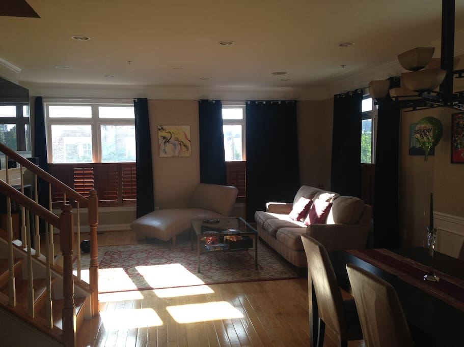 Living Room / Dining Room