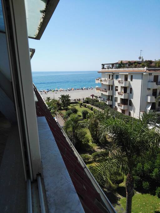 vista mare dal terrazzo di casa