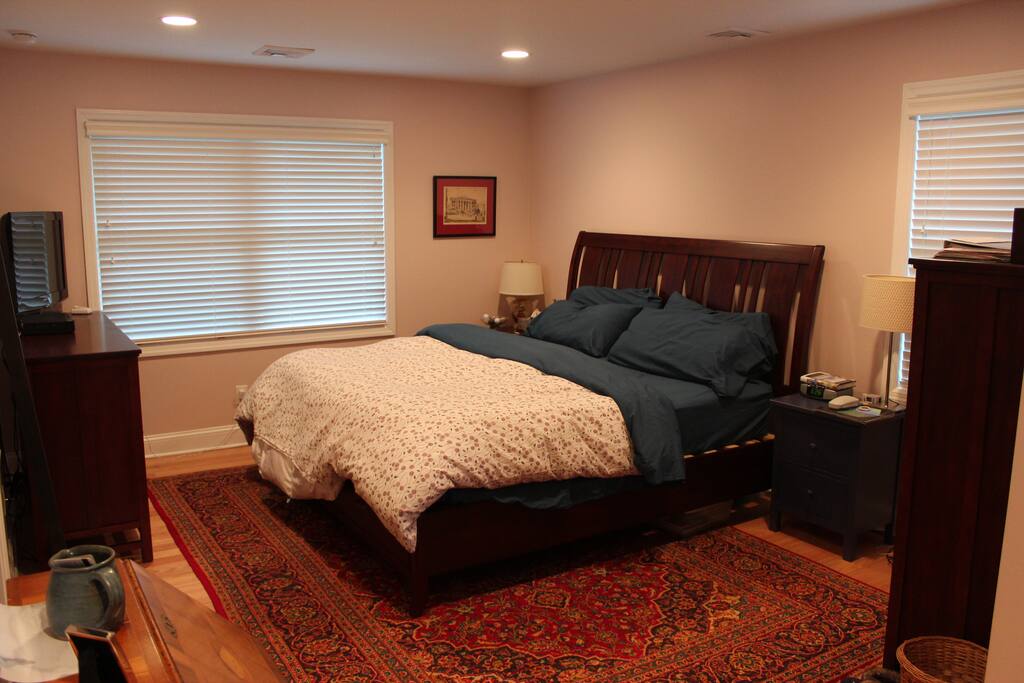 Master bedroom with king bed and en-suite bath
