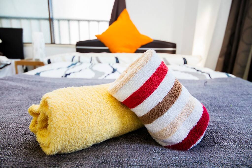 1 face towel 1 bathtowel for per person
