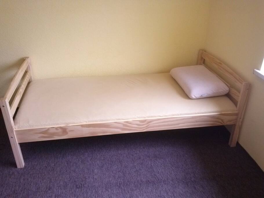 additional bed with bedding set for extra payment