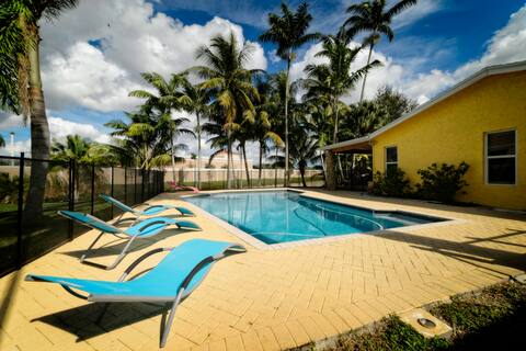 Tropical Family Getaway with Private Pool