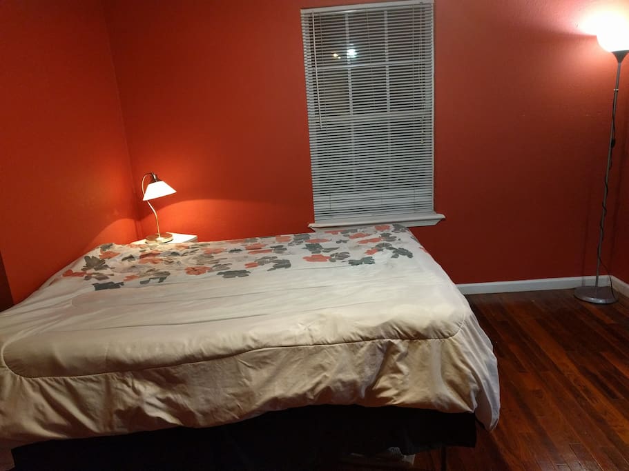 Large room with plenty of space and room for an air mattress (not pictured but available)