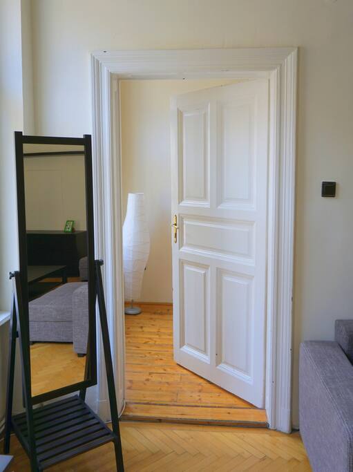 enter to bedroom