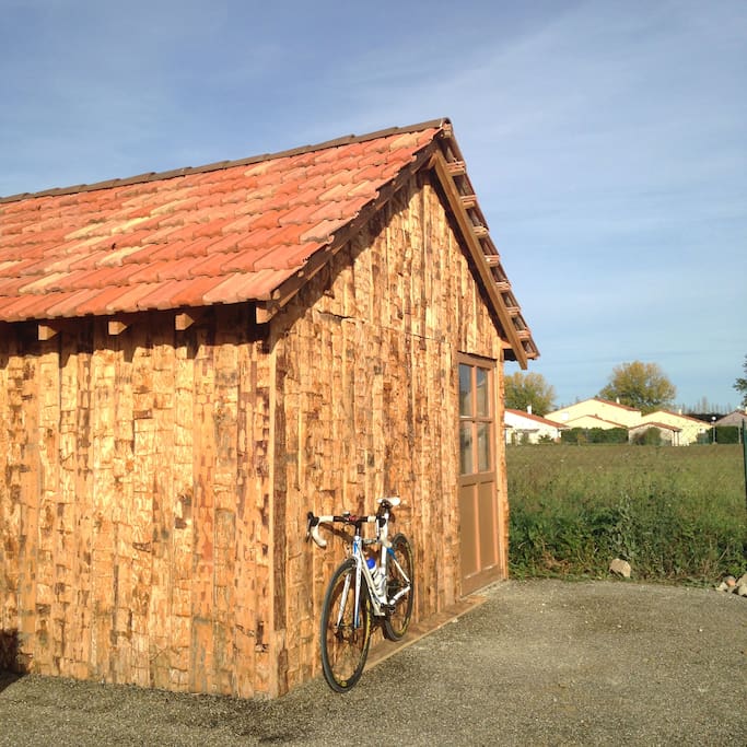 Cabane à vélo