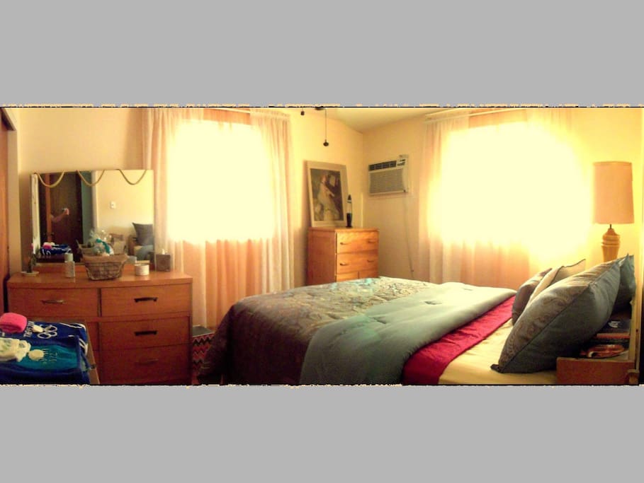 Cozy bedroom 2