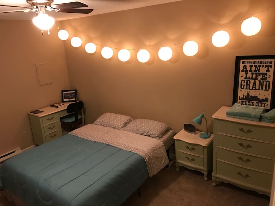 The furniture set in this room is from the TV show Nashville on ABC! The bed is a super comfy Queen size memory foam mattress. I also have a futon couch for extra guests in the living room