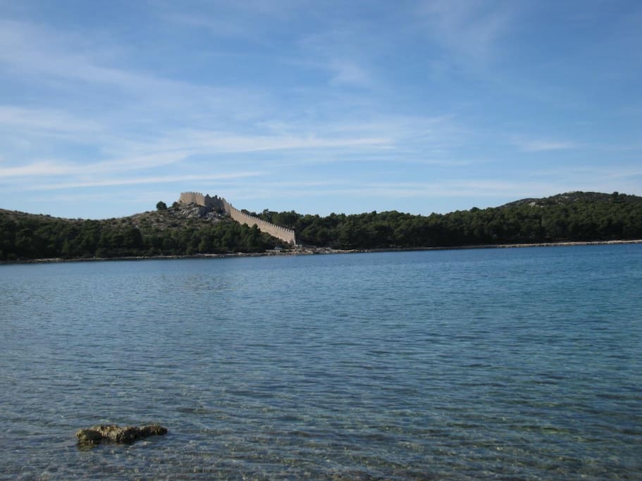 10 minute walk from Grebaštica, ancient ruins and nature park.