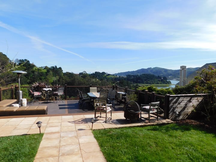 Executive House With Great Views Of San Francisco. - Tiburon, CA