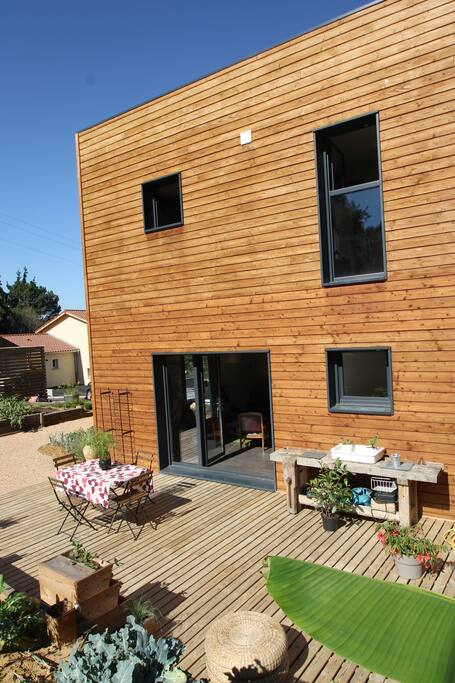 Profitez de la terrasse bois