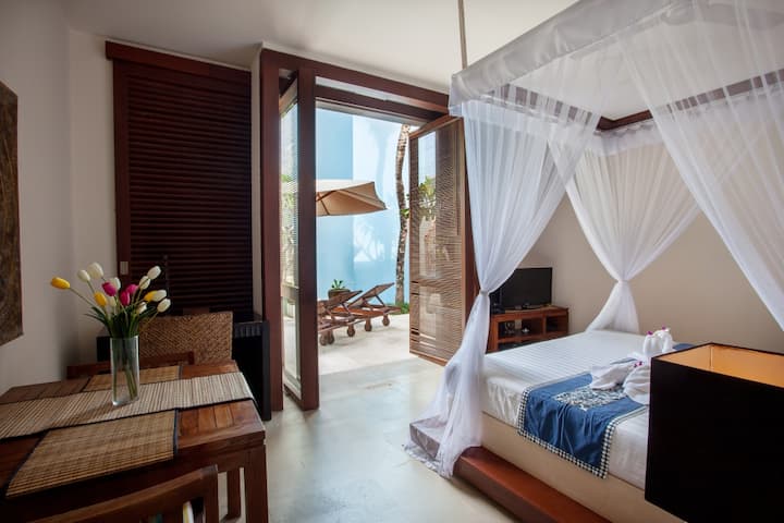 Раџа - спална соба III во апартман со надворешна бања