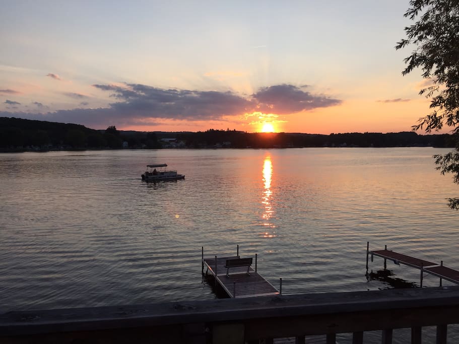 Lakefront cottage in NY Finger Lakes Houses for Rent in Cohocton, New