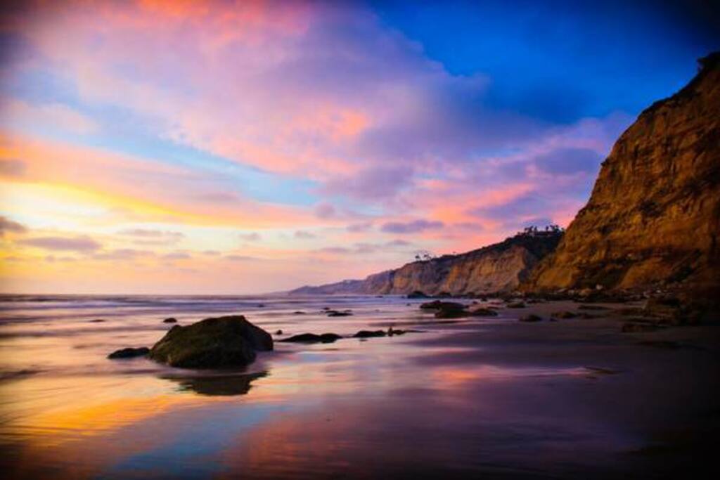 3.5 miles to la jolla shores: awesome sunset every night!