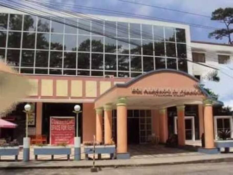 Main entrance going to the mall and albergo hotel