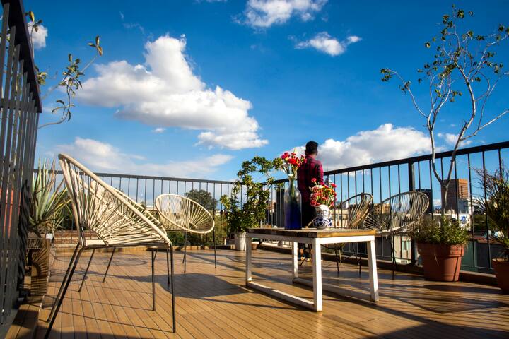 Cozy House with Roofterrace group 29 pax Center DF