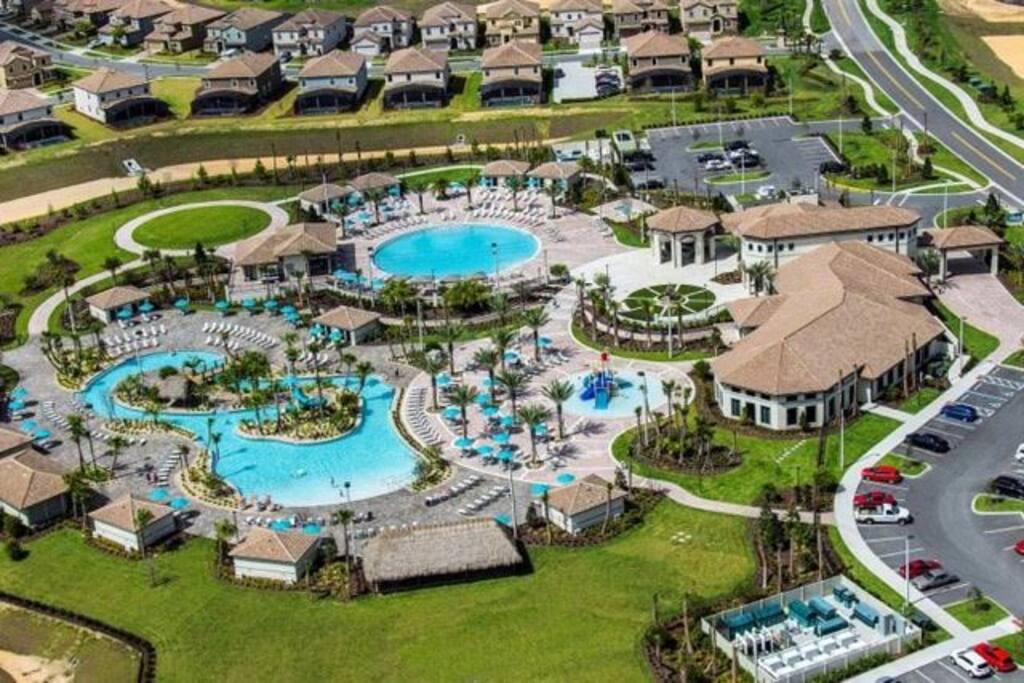 Aerial of Oasis