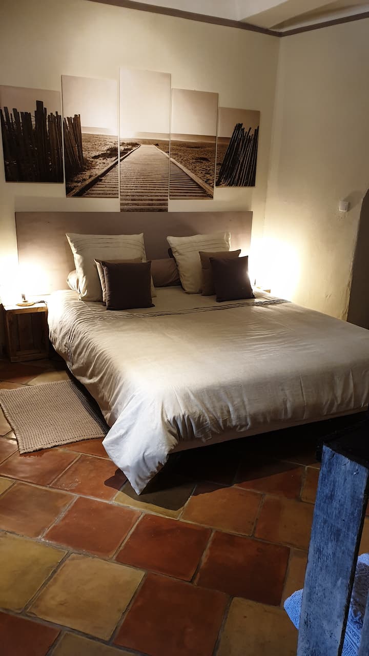 U svim zen i spokoju. 