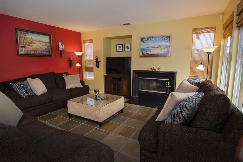 Spacious Family Room with 3 Couches and Smart TV