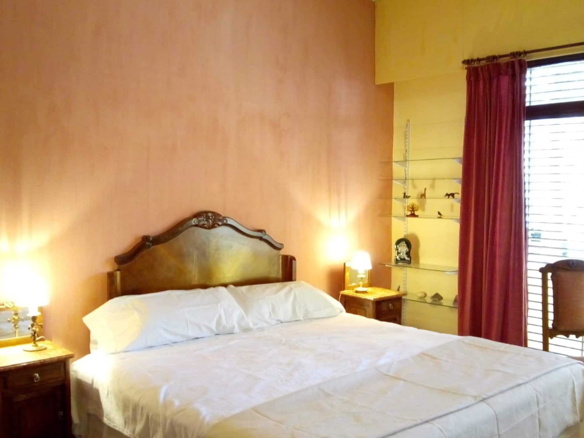 Quarto independente em apartamento em Chacarita